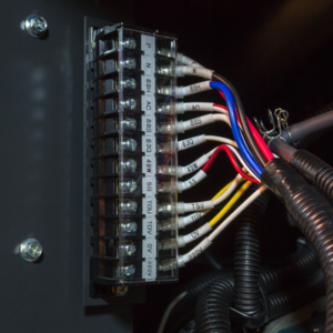 Дизельный генератор TOYO TKV-14TBS